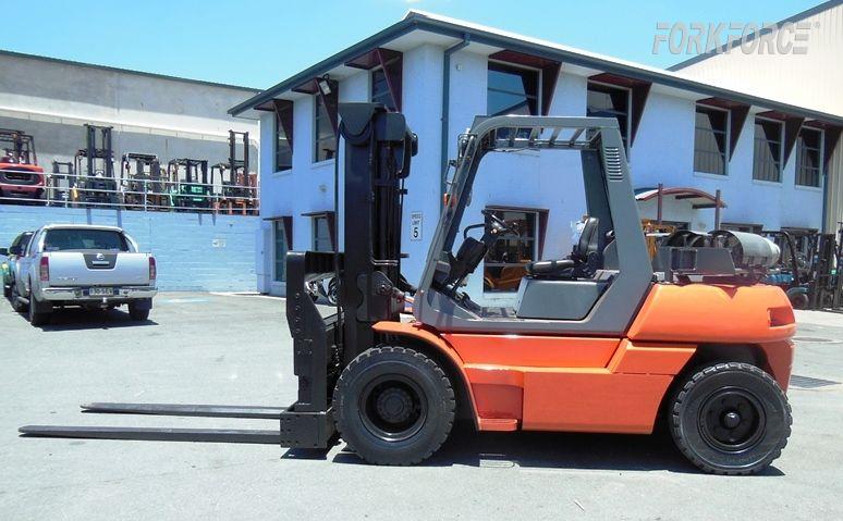 Used Toyota 5FG60 6-Ton LPG Forklift