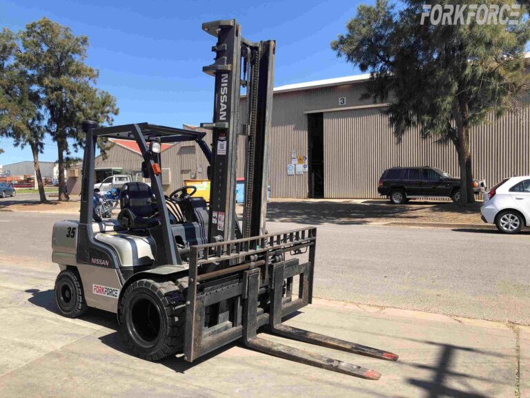 Used Nissan 3.5T LPG Forklift