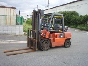 Used Nissan 3T LPG Forklift UGJ02A30