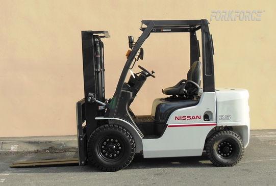 Used Nissan 2.5 Tonne Diesel Forklift