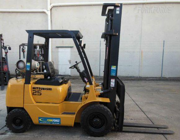 Used Mitsubishi 2.5-Ton LPG Forklift