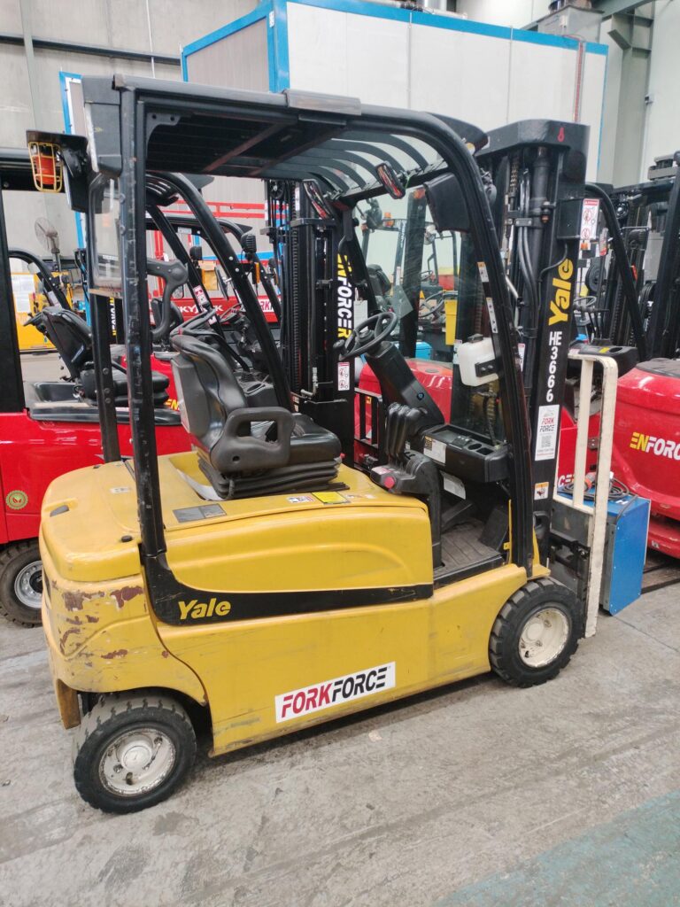 Used Yale 2T Electric Forklift