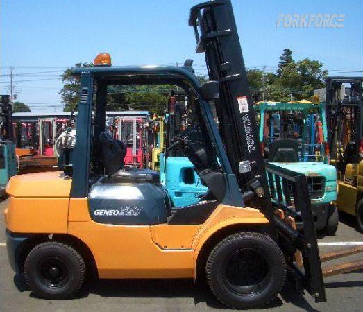 Used Toyota 02-7FGJ35 3.5-Ton LPG Forklift