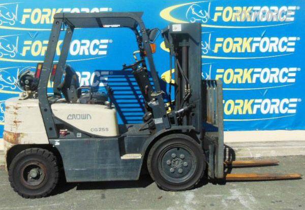 Used Crown 2.5-Ton LPG Forklift