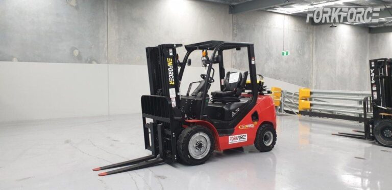 Used Enforcer 3 Ton Forklift