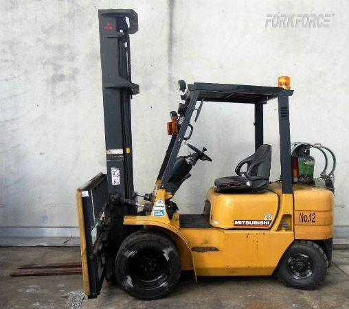 Used Mitsubishi 2.5-Ton LPG-Petrol Forklift