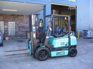 Sumitomo 2.5T LPG / Petrol Forklift