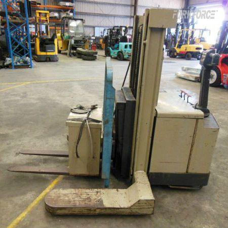 Used Crown 30WRTL 1.4-Ton Stacker