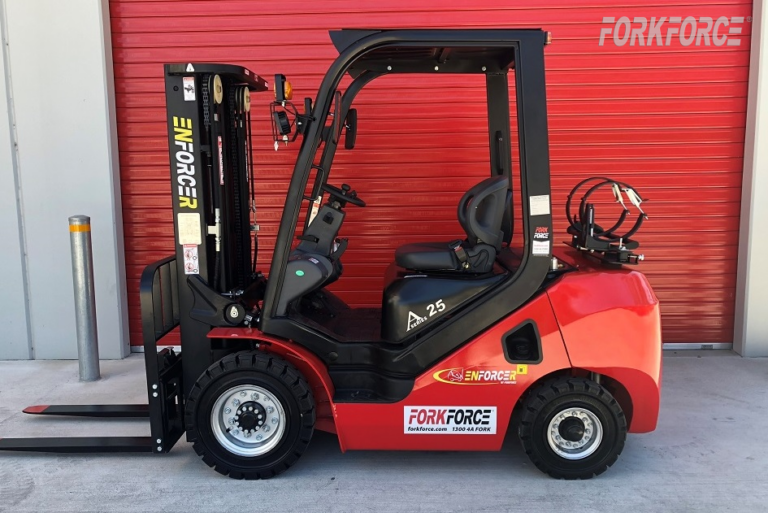 Enforcer 2.5T LPG Forklift